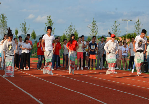 學(xué)生趣味運動